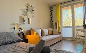 Spacious Room - Peaceful Retreat, 2 Minutes To Gdansk Old Town